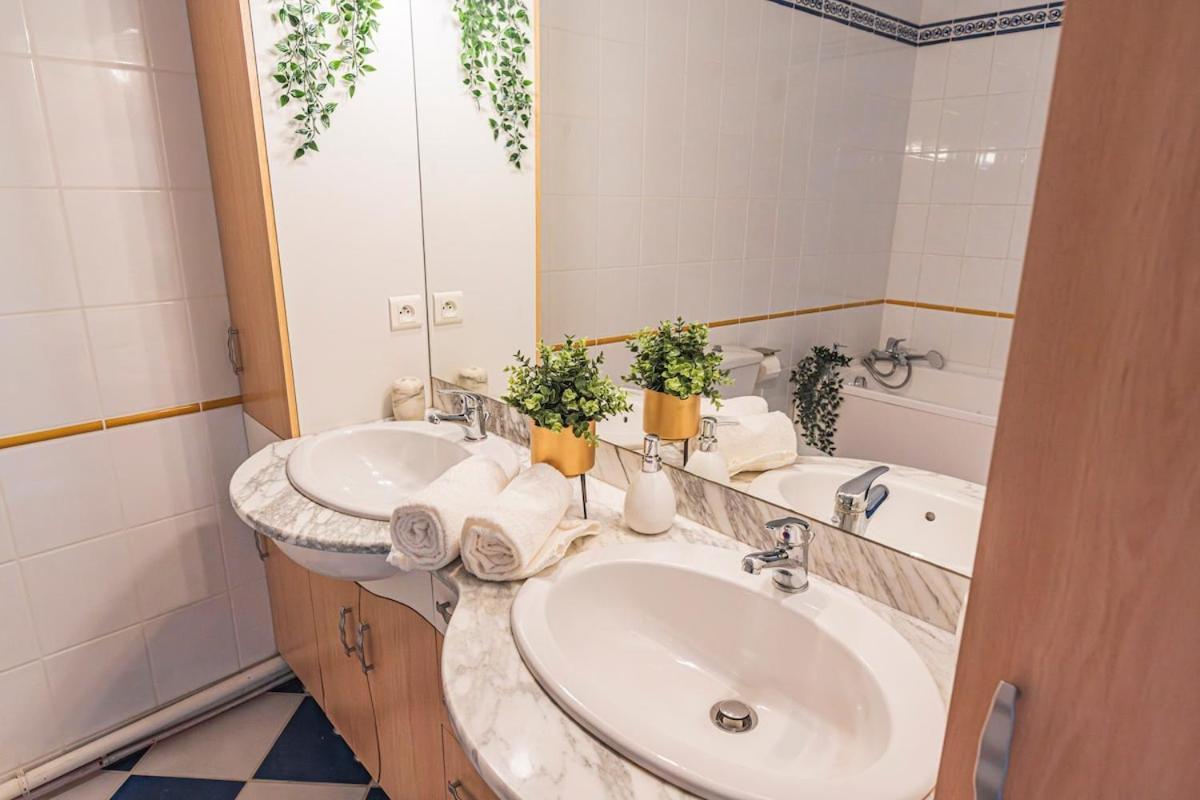 Bar A Bulles - Ancien Comptoir Transforme Villa Reims Ngoại thất bức ảnh